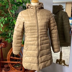 Womens Puffy Jacket Medium